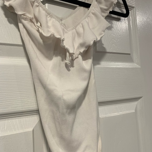 ARITZIA WILFRED Ribbed Ruffle Danette Bodysuit - Picture 5 of 5